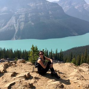 Meet your Posher, Janelle